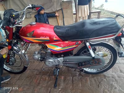 ہنڈا سی ڈی 70 فار سیل پھالیہ شہر میں دستیاب ہے