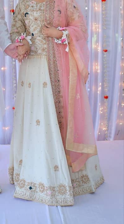 bridl dress/ wedding dress/ bridal lehenga / wleema mexi/ nikha