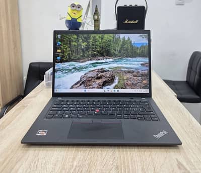 Lenovo Thinkpad T14s R5 pro G2 with 4GB Gpu & Touchscreen