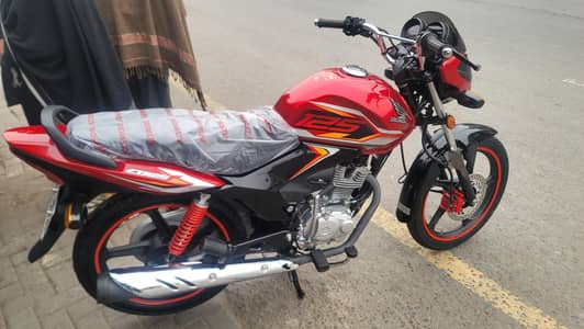 HONDA CB125F 2025 MODLE USED NEW CONDITION ALL DOCUMENTS CLEAR HAi.