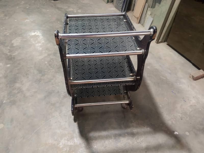 Tea trolley 3