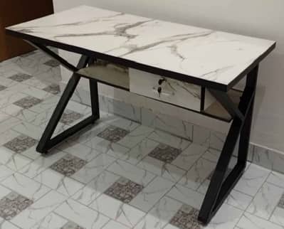 Computer Table/Gaming Table/Office Table