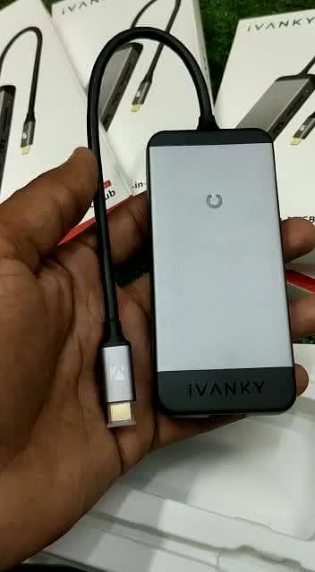 ivanky USB Hub