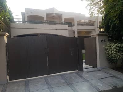 2 Kanal House For Rent