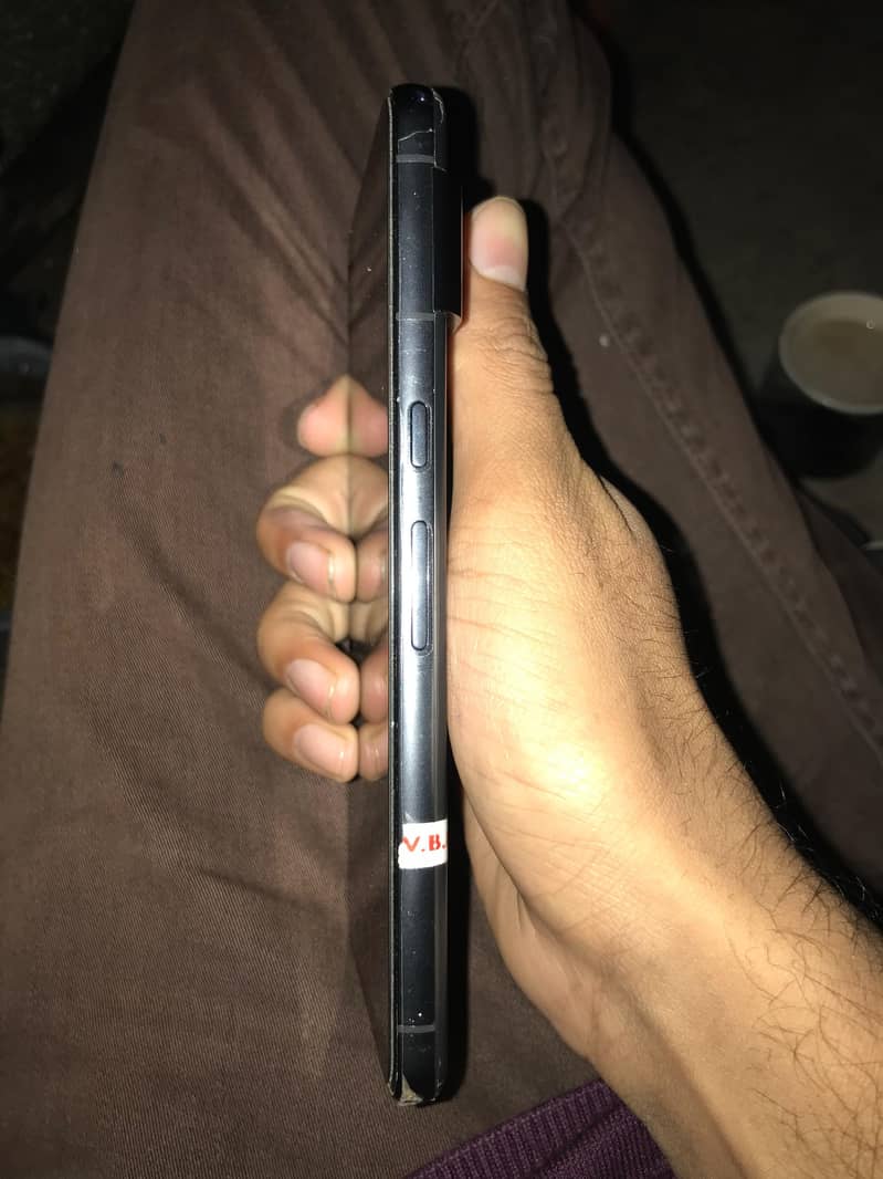 google pixel 8 pro 2