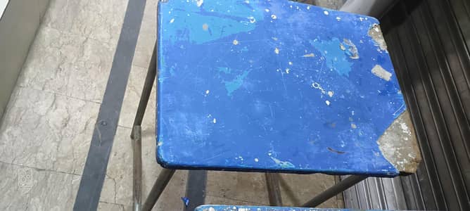 2 table lohay ky bny howay hn