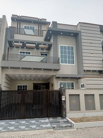 6 Marla Brand New House For Sale In Diamond City