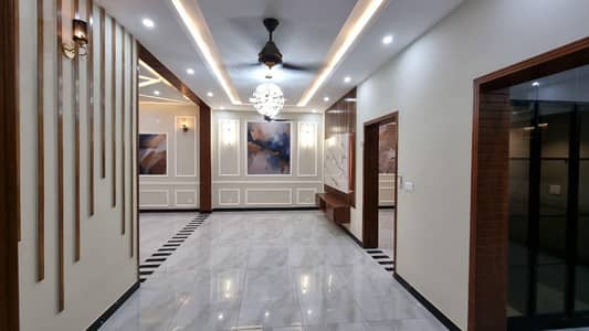 GOOD LOCATION 10 MARLA LOWER PORTION AVAILABLE FOR RENT IN WAPDA TOWN 1