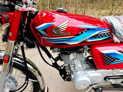 Honda 125 Model 2024 Just 900-KM Gift For Shokeen Honda Lover's