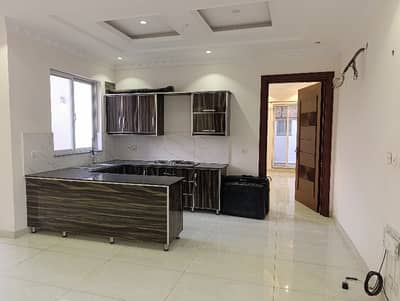 kanal new upper portion In Dha Phase 8 Ex Air Avenue