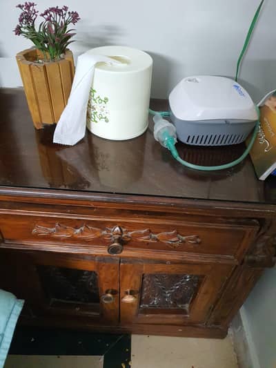 Solid Sheesham wood  lush room furniture for sale at very reasonable c