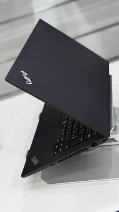 Lenovo All Board available . .