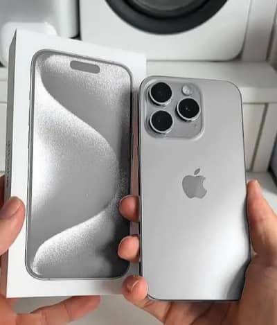 iphone Xsmax 11,12,13,14,15,16 Pro Max on instalment whatsap3261927684