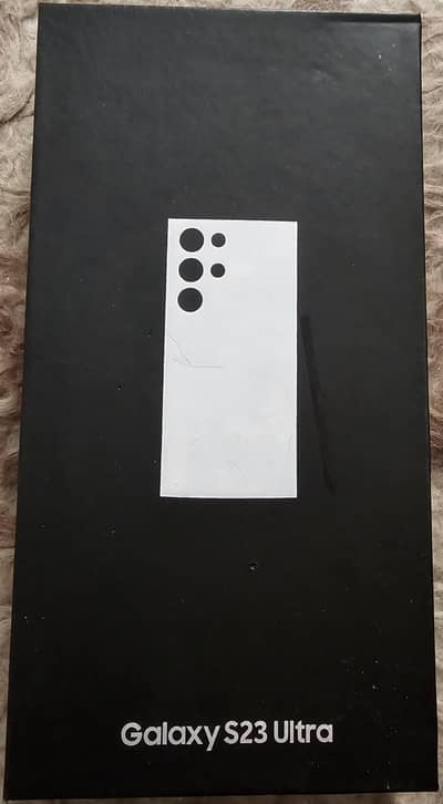 s23 ultra 512 gb 4 months sim working with box 10/10 condition