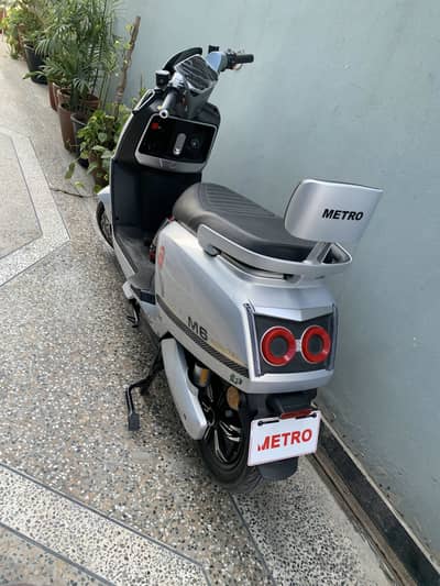 Metro M6 Empower lithium