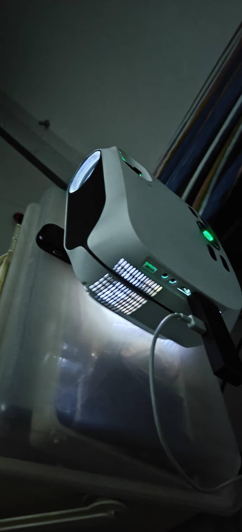 hapron L2 projector 3