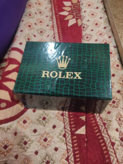 Fresh peace hy used b nai ke hoi kx he din hoay hain lee hy urgentsale