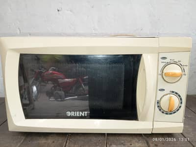 microwave oven