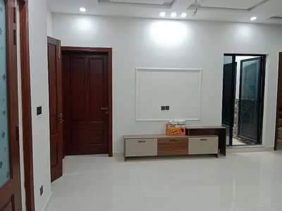 G 13 4 MARLA HOUSE UPAR POTION AVAILABLE FOR RENT