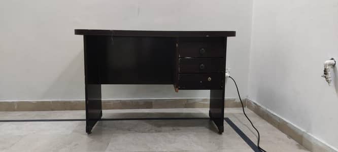 Computer Table/ Office Table