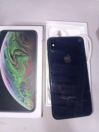 iphone xs max box available