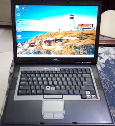 Dell latitude D820 laptop 3 GB 250 GB for sell