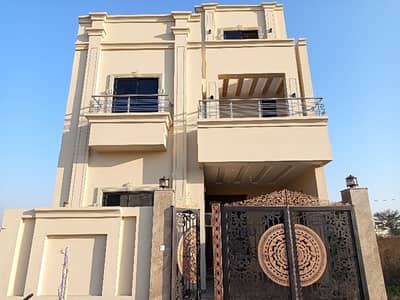 Stunning Good Location 5 Marla House In Master City - Block A Available