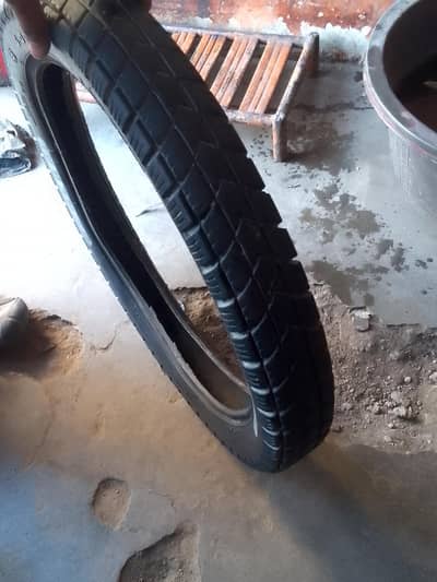 125 tyre