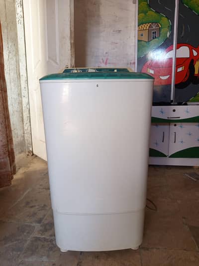 Haier Single Washing Machine — Excellent Condition