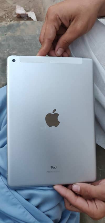 iPad 9th generation   256 gb
