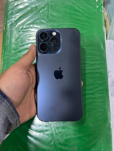 15 Pro Max JV with Box