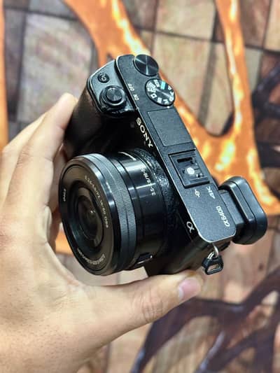 Sony a6400 with 16-50mm