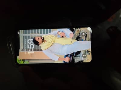 iphone 11 non pta water pack 64gb with box charger 10/10 condition