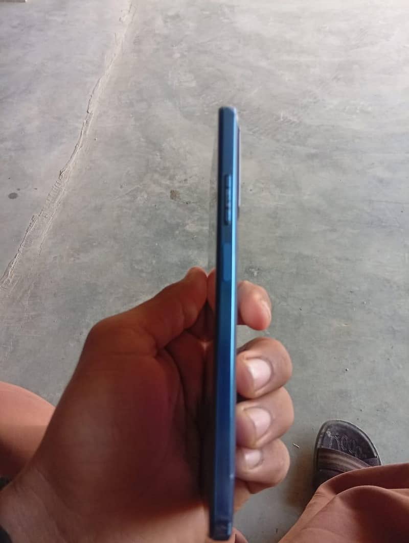 back damage and display glass changed only 1