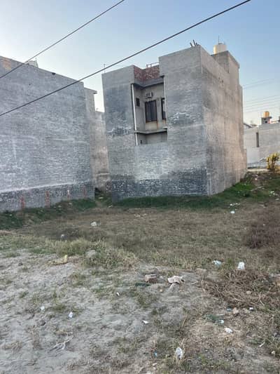 3 MARLA 31 Sq Feet PLOT FOR SALE