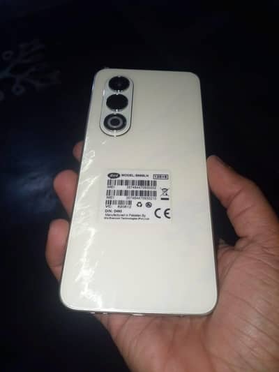 itel s25 6+4 128 box complete