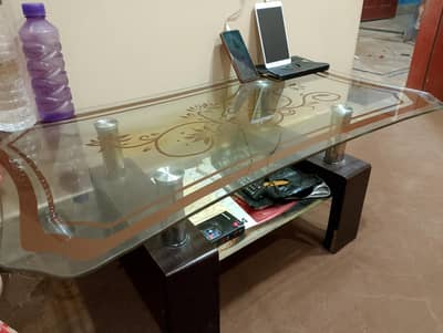 TABLE BILKUL NEW