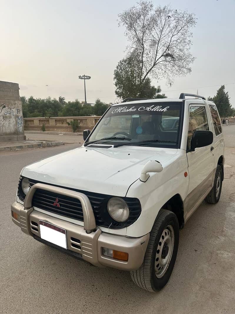 Pajero mini 1