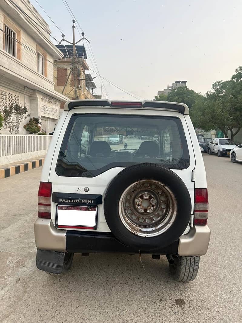 Pajero mini 3