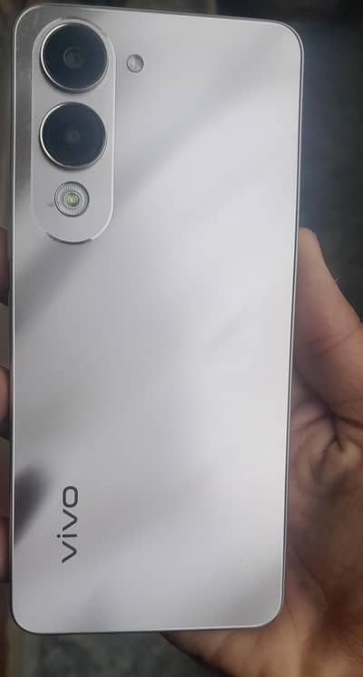 VIVO Y04 10/10 CONDITION
