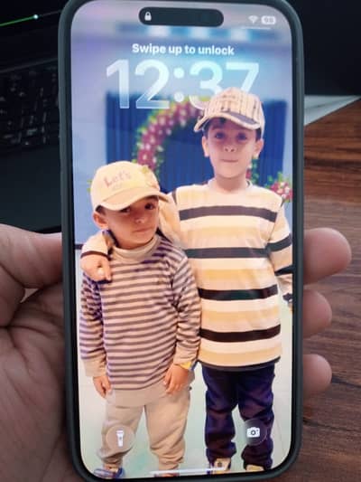 IPhone 16 Pro Max256GB-HK Hong Kong Original, non jV Excellent Cond