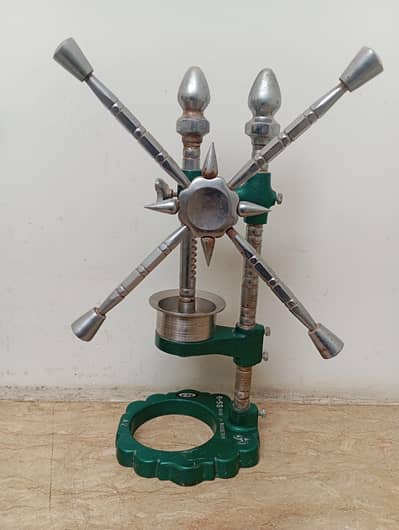 Orange juicer machine