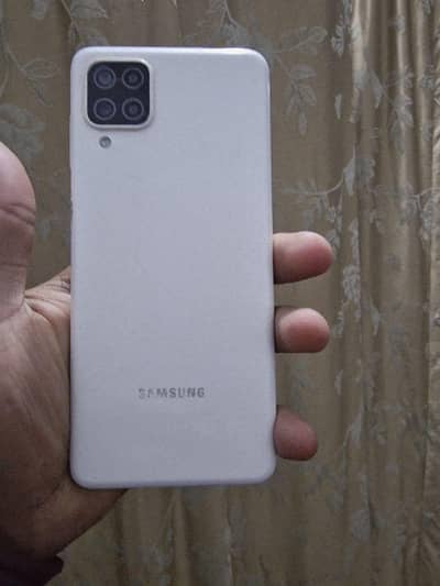 Samsung a12