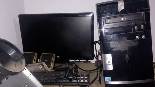 Core i3 4 RAM 250GB hardisk