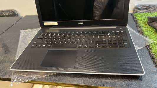 Dell inspirion 3593 i5 10th gen