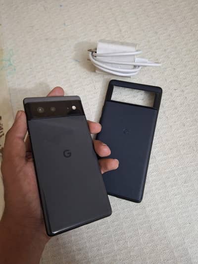 Official PTA Google pixel 6 with GOOGLE original charger and cover.