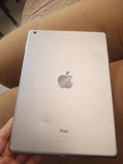 Apple iPad Air 1 (16GB) - No Fault