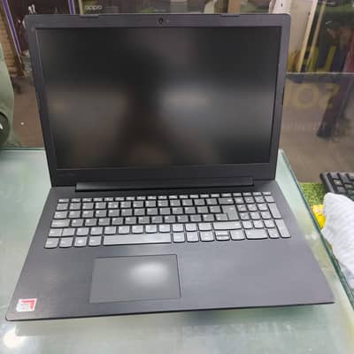Lenovo AMD A9 8gb Ram 128gb SSD