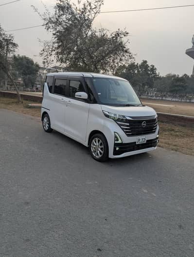 NISSAN ROOX HIWAYSTAR