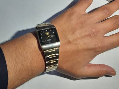 seiko 5 vintage watch